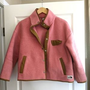 🌸The North Face Cragmont Sherpa Fleece Snap Buttons Jacket!